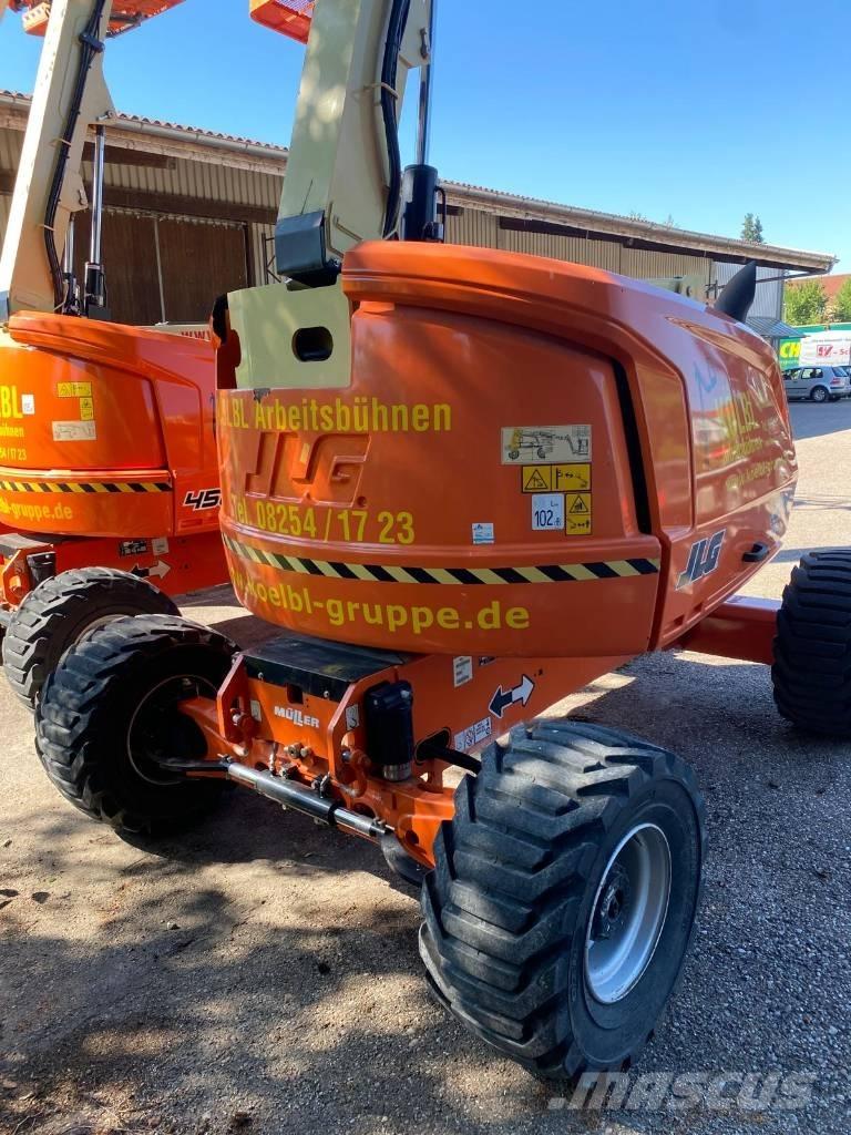 JLG 520 AJ Strēles pacēlāji