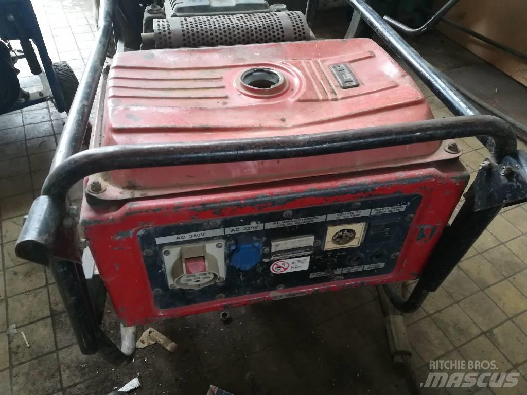 Honda ECT 10 Benzīna ģeneratori