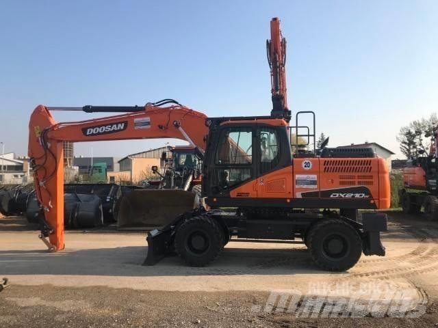Doosan DX 210 W Ekskavatori uz riteņiem
