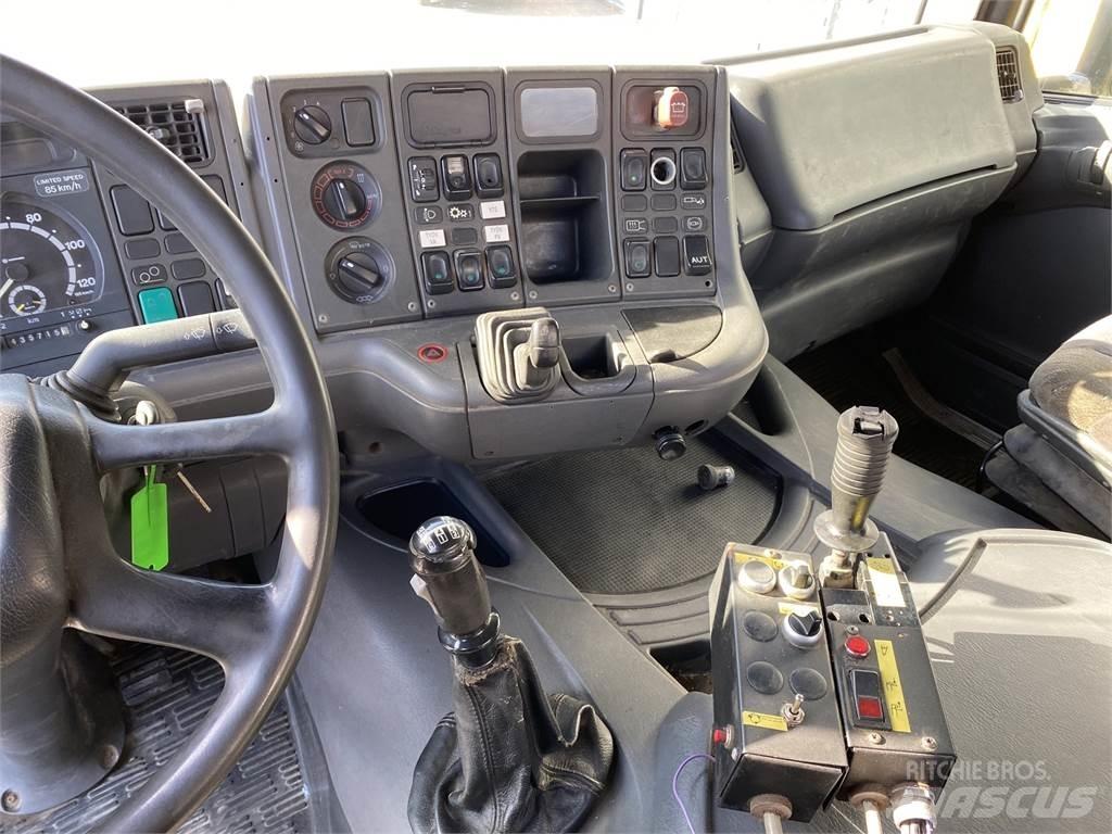 Scania R 124 6X2 Kabeļu pacēlājs nomontējamām kravas mašīnām