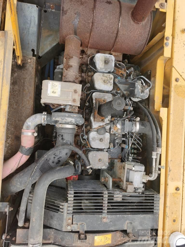Komatsu PC 200-7 Kāpurķēžu ekskavatori