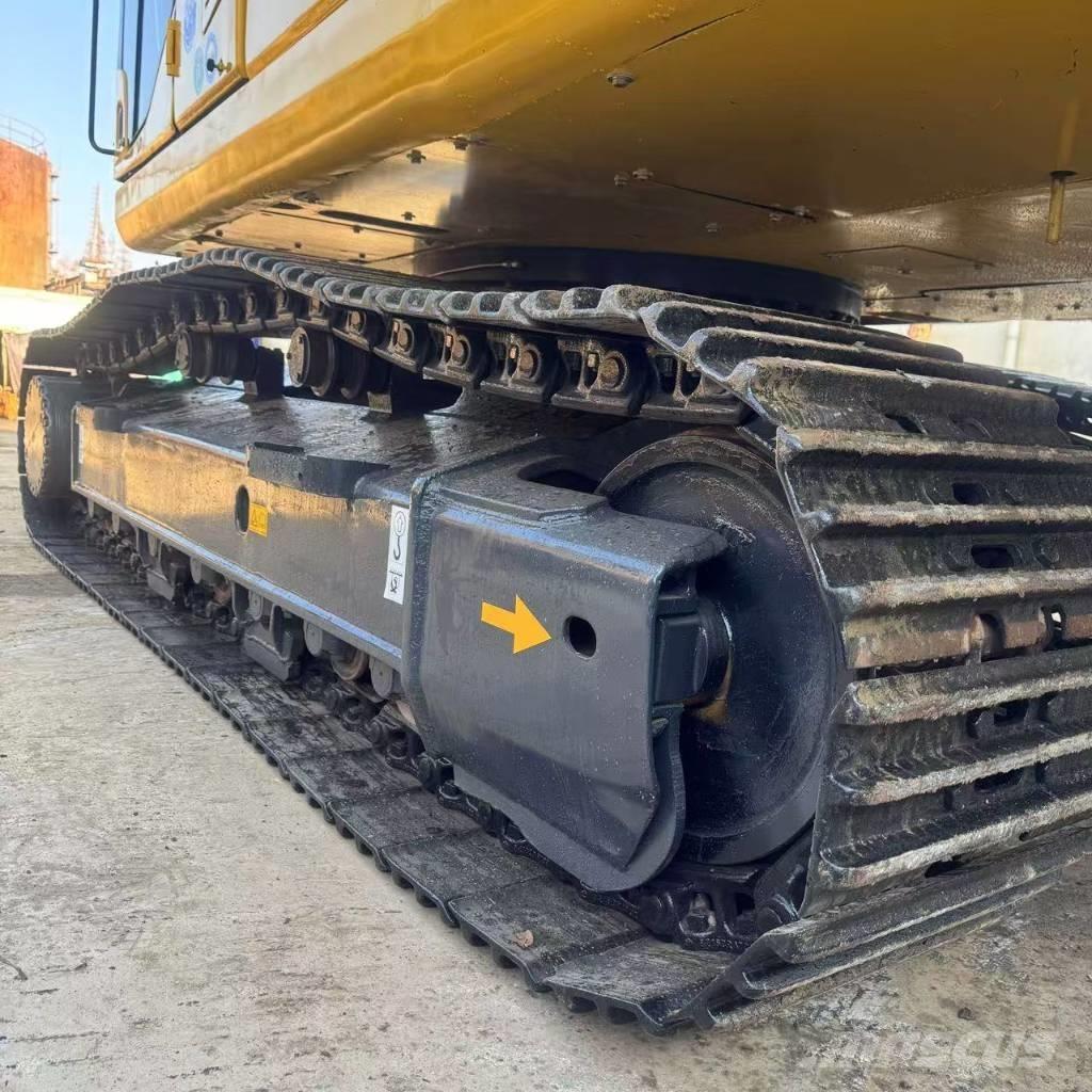 Komatsu PC 300 Kāpurķēžu ekskavatori