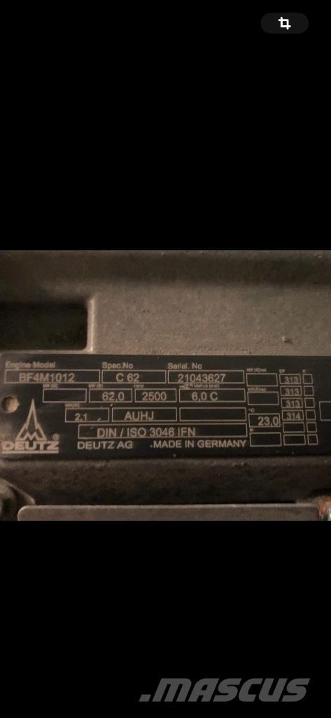 Deutz BF4M1012 Iekrāvēji uz riteņiem