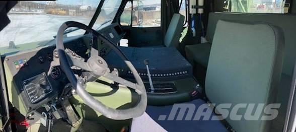 Oshkosh M1070 Vilcēji