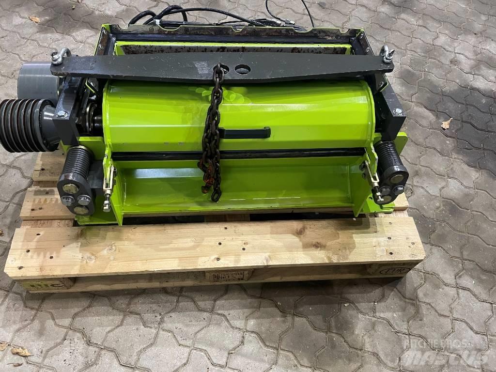 CLAAS CORN CRACKER Ražas novākšanas galvas