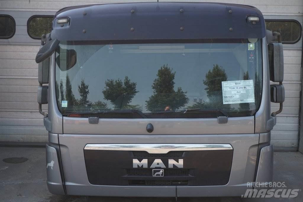 MAN F99L34 TGM Kabīnes un interjers
