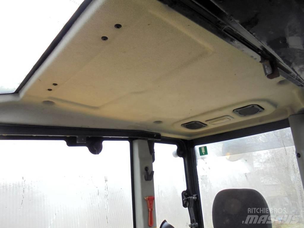 Komatsu PC 80 MR-3 Vidēja lieluma ekskavatori 7 t - 12 t