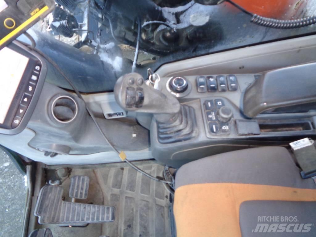 Doosan DX 235 Kāpurķēžu ekskavatori