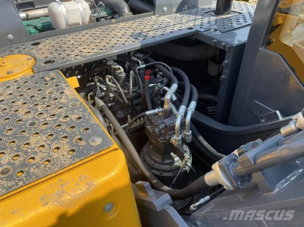 Volvo ec220 Kāpurķēžu ekskavatori