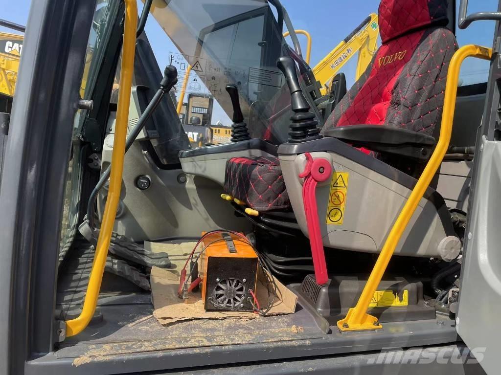 Volvo ec220 Kāpurķēžu ekskavatori