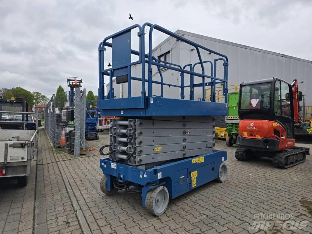Genie GS 4047 Šķerveida pacēlāji