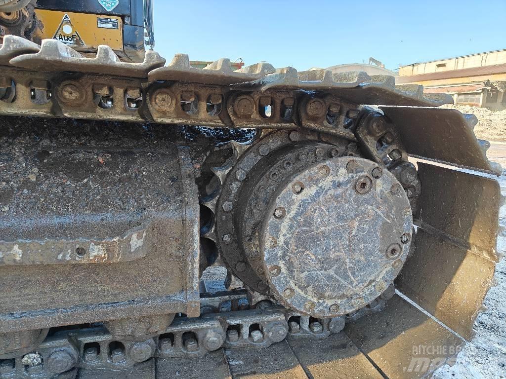 CAT 320F Kāpurķēžu ekskavatori