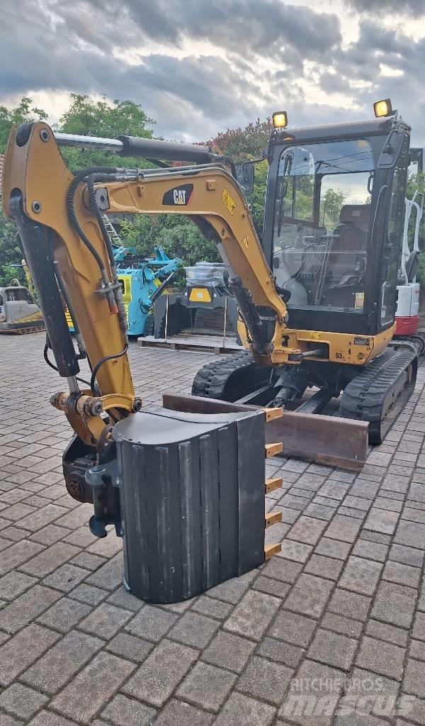 CAT 302.7 D CR Mini ekskavatori < 7 t