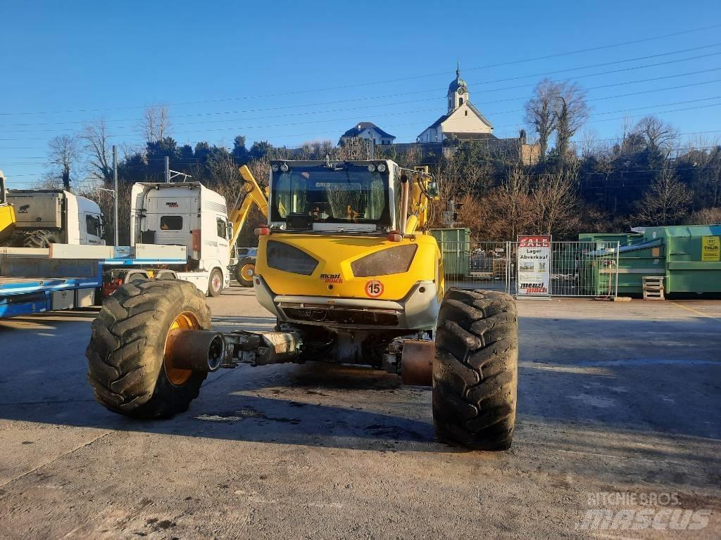 Menzi Muck M535 Ekskavatori uz riteņiem