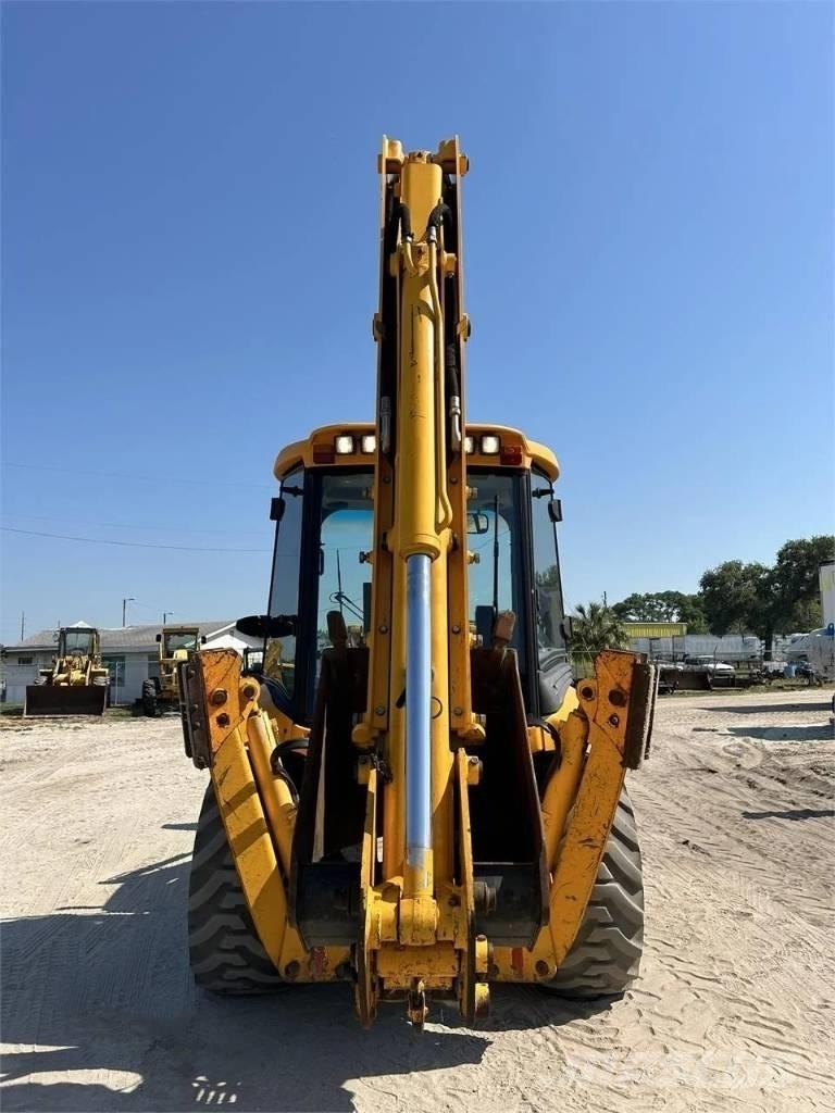 JCB 3CX Ekskavatori-iekrāvēji