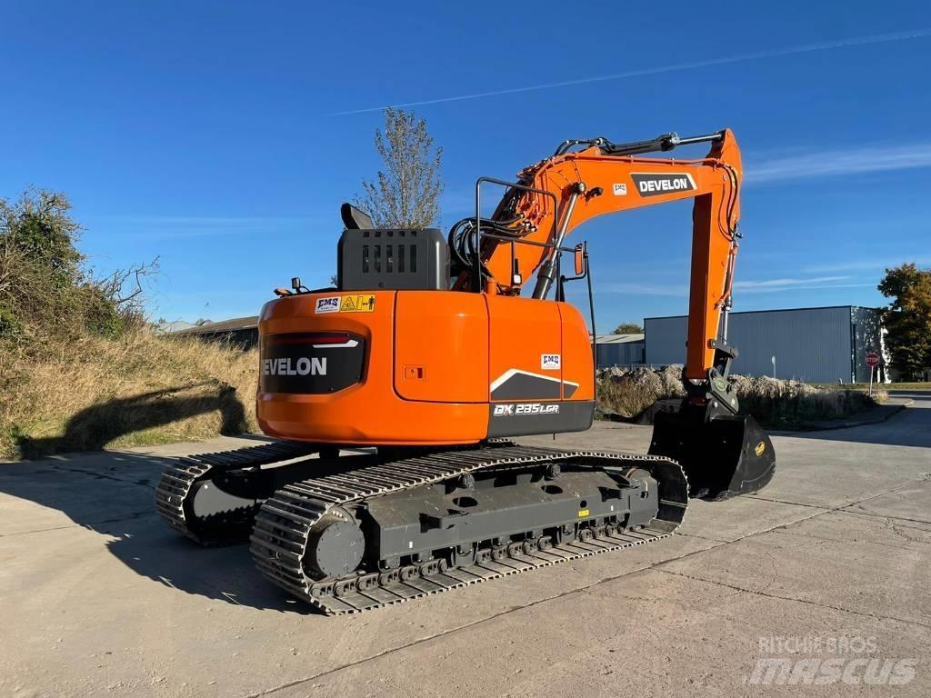 Doosan DX 235 LCR Kāpurķēžu ekskavatori