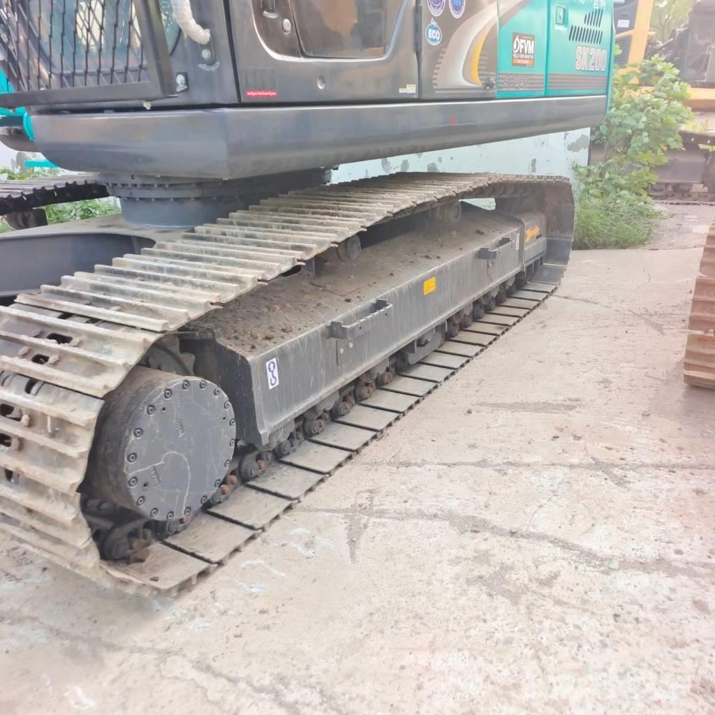 Kobelco SK 200-8 Kāpurķēžu ekskavatori