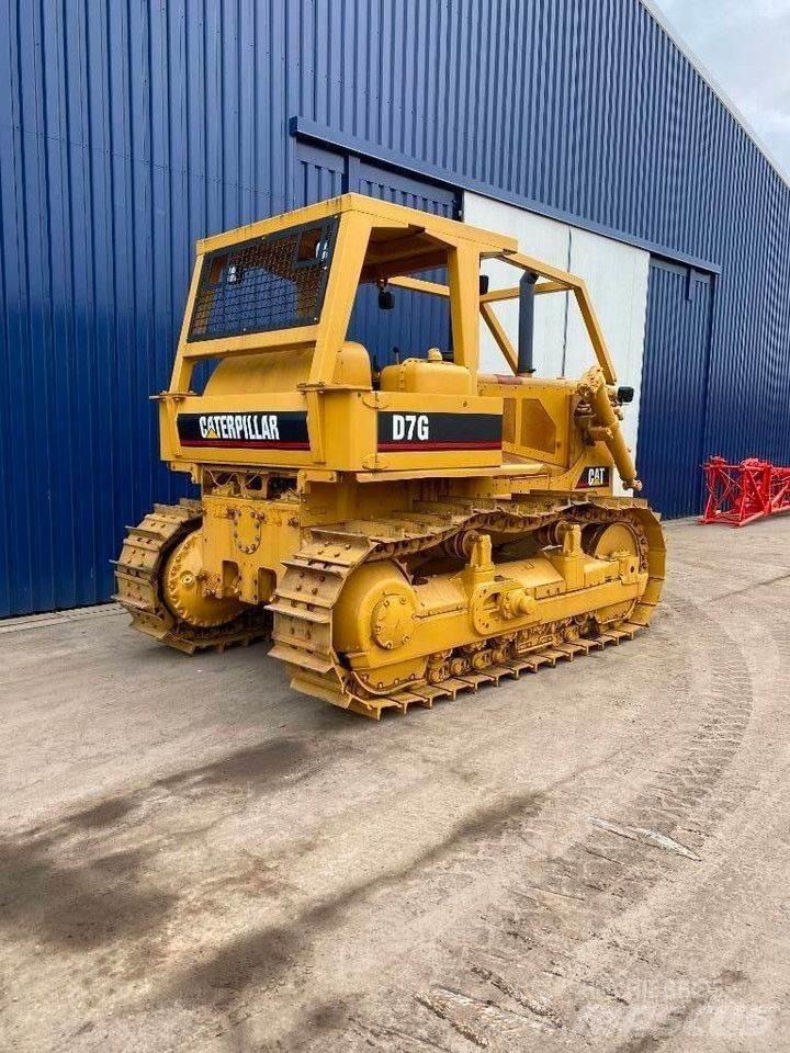 CAT D 7 G Kāpurķēžu buldozeri