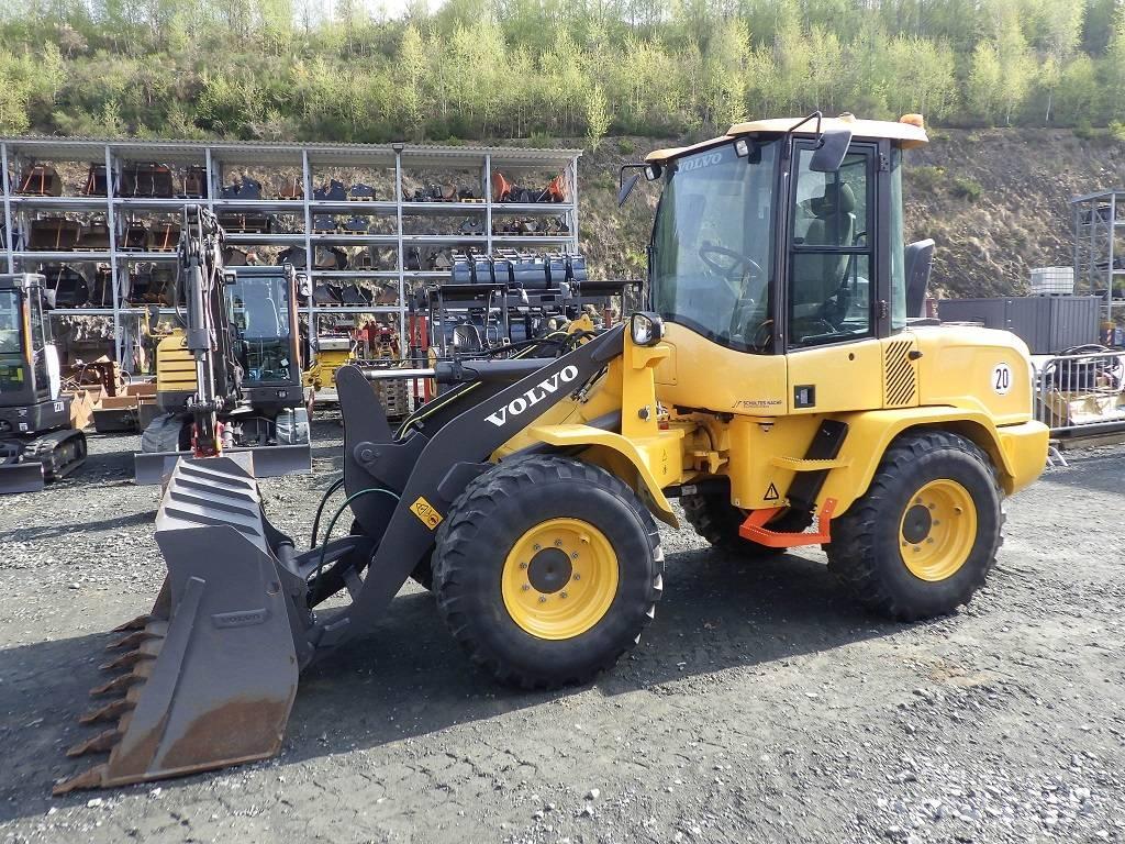 Volvo L 35 G Iekrāvēji uz riteņiem
