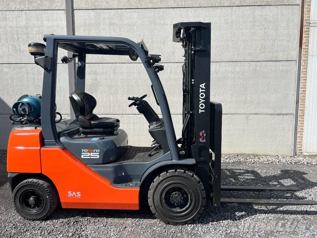 Toyota 02-8 FGF 25 LPG tehnika