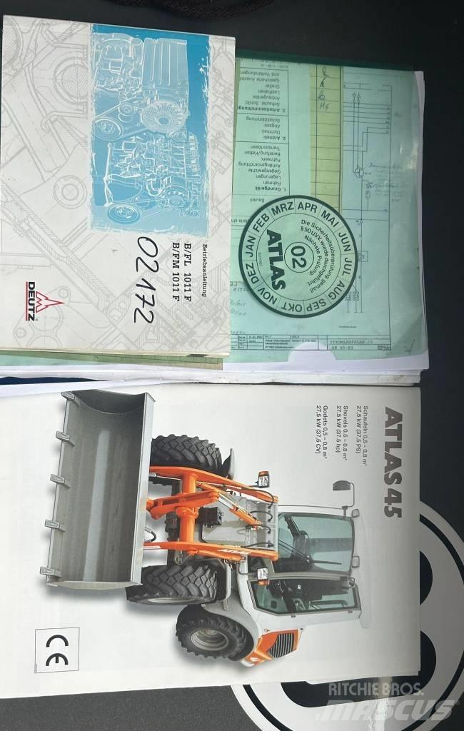 Atlas 45 Iekrāvēji uz riteņiem