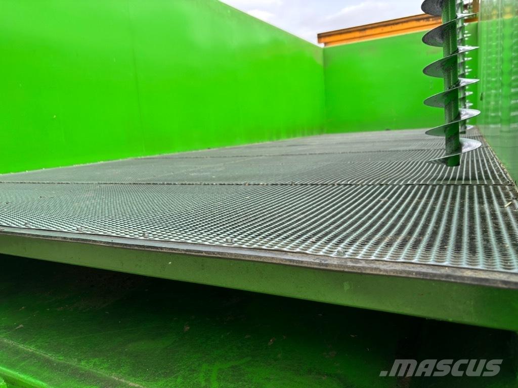  Turbodan TD15 Treileri-pašizgāzēji