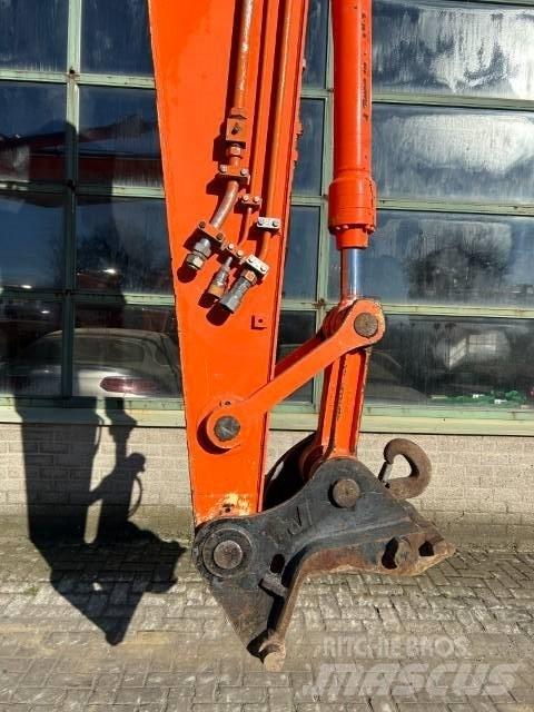 Hitachi ZX 160 W Ekskavatori uz riteņiem