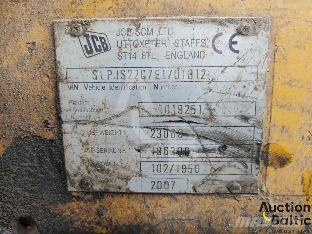 JCB JS 220 LC Kāpurķēžu ekskavatori
