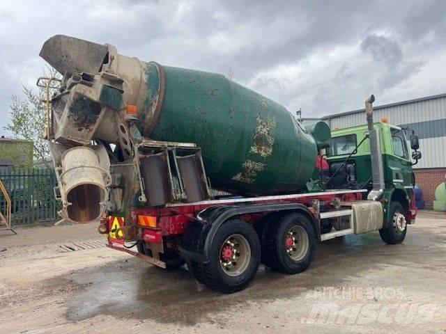 DAF CF 330 Betonvedēji