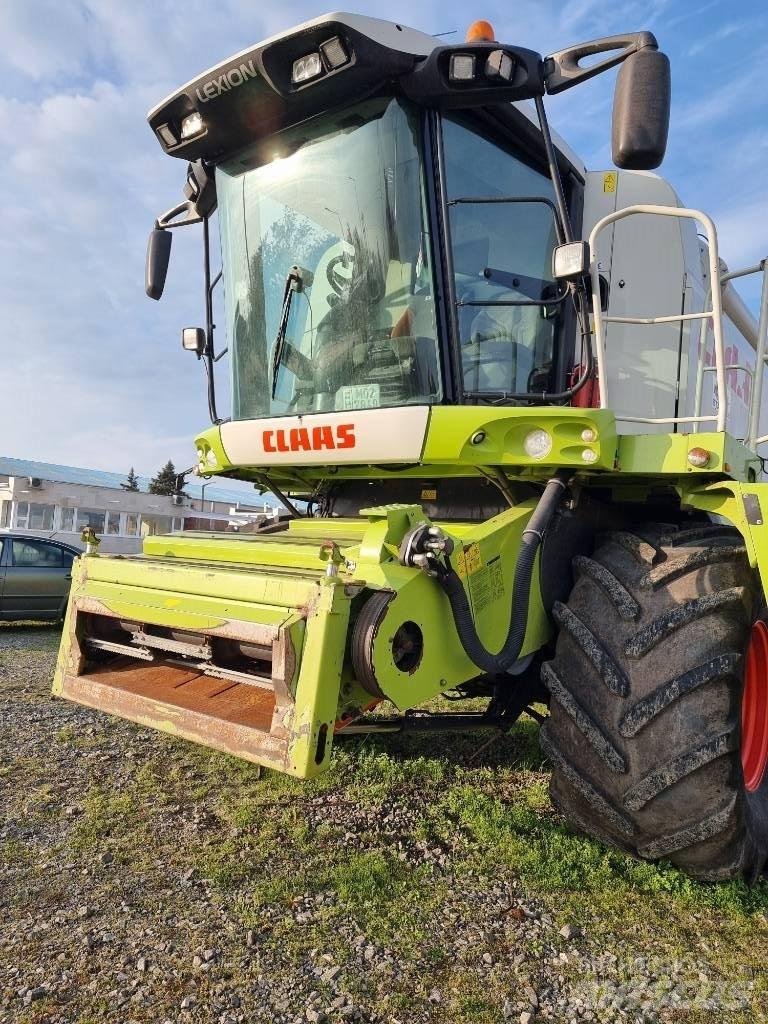 CLAAS Lexion 600 Ražas novākšanas kombaini