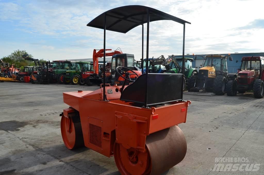 Bomag BW 90 Divvalču grunts veltņi