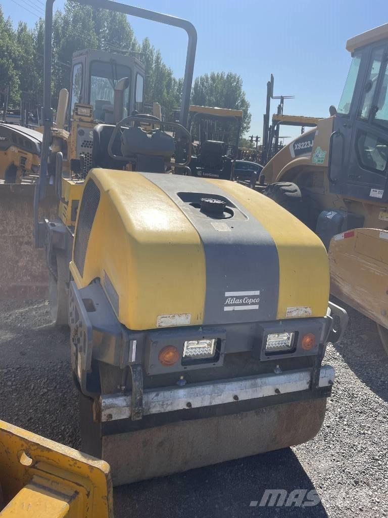 Dynapac CC 1250 Divvalču grunts veltņi