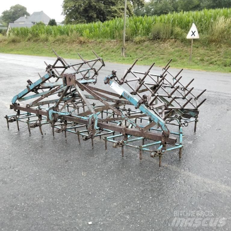 Religieux PORTE 5M Ecēšas