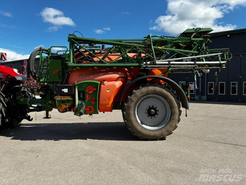 Amazone UX 4200 Piekabināmie smidzinātāji(miglotāji)