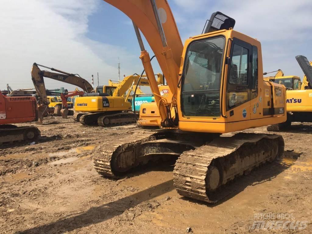 Hyundai 215LC-7 Kāpurķēžu ekskavatori