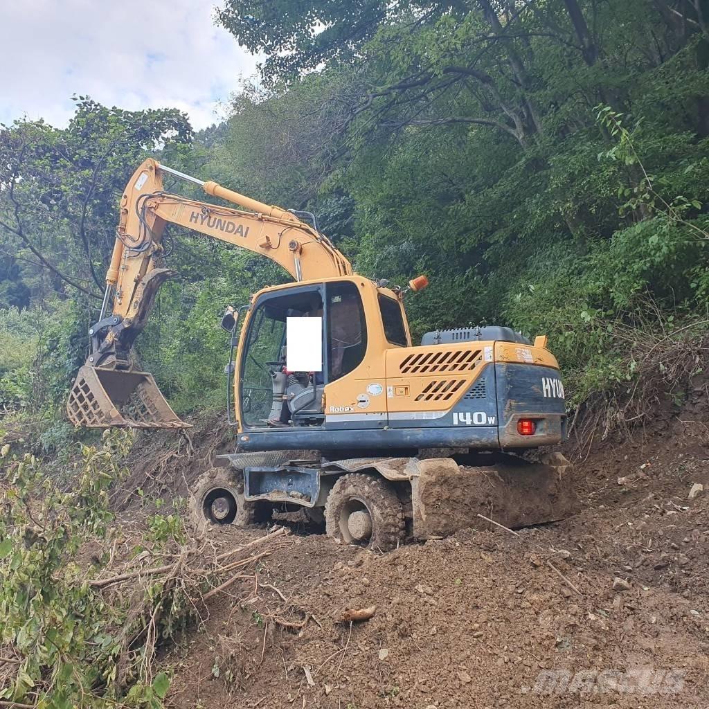 Hyundai Robex 140 W Ekskavatori uz riteņiem