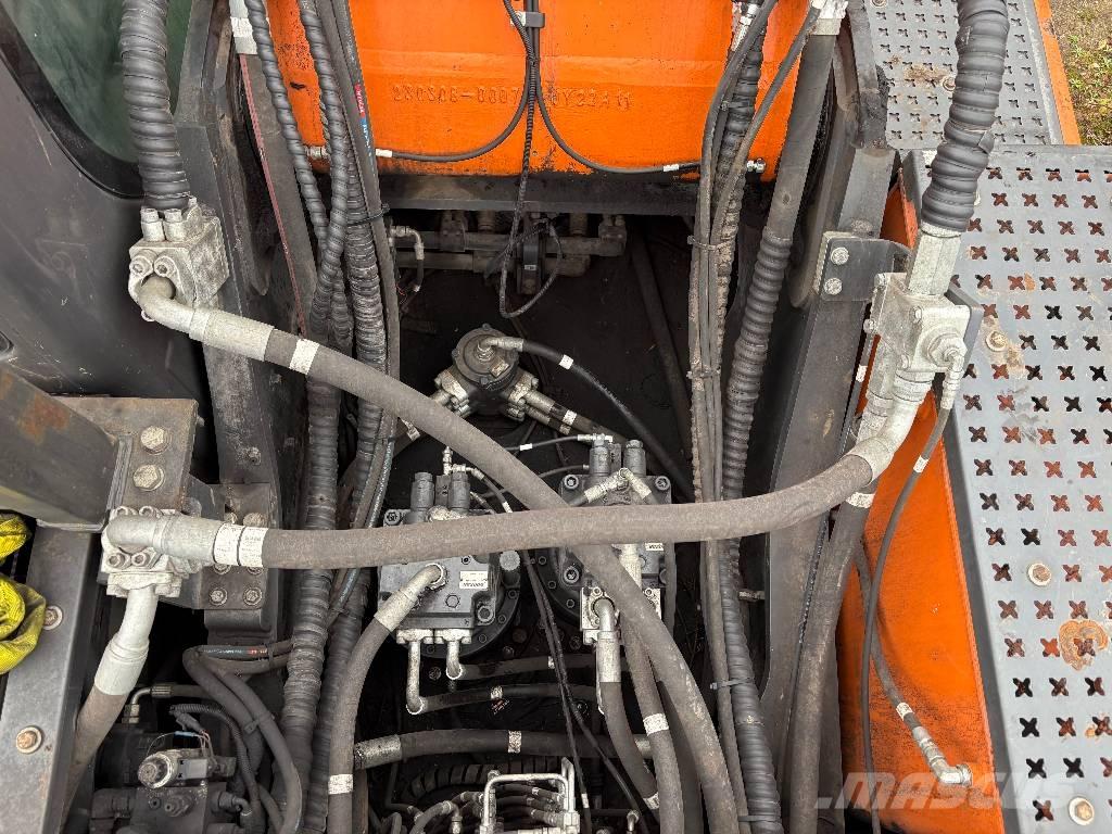 Doosan DX 530 LC-7 M Kāpurķēžu ekskavatori