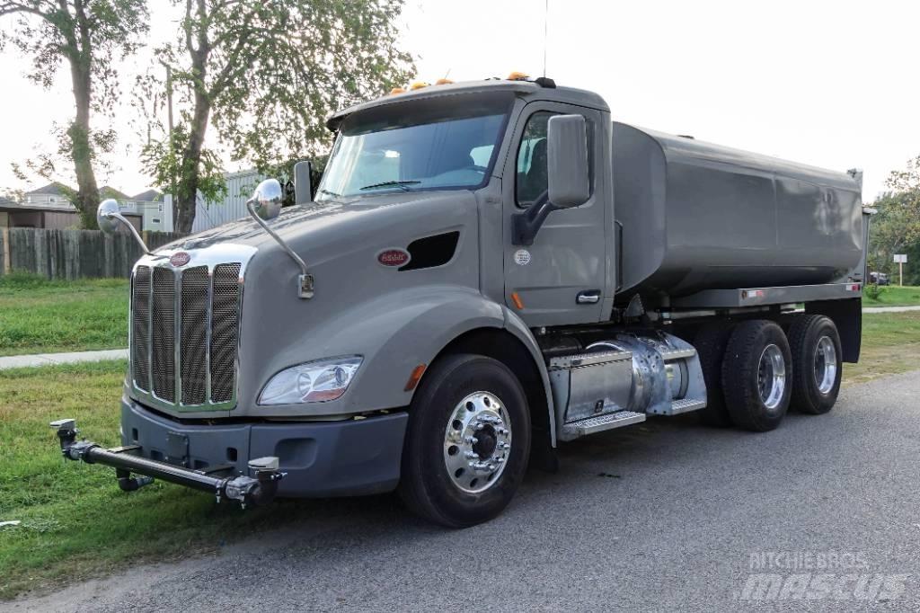 Peterbilt 579 Ūdens mašīnas