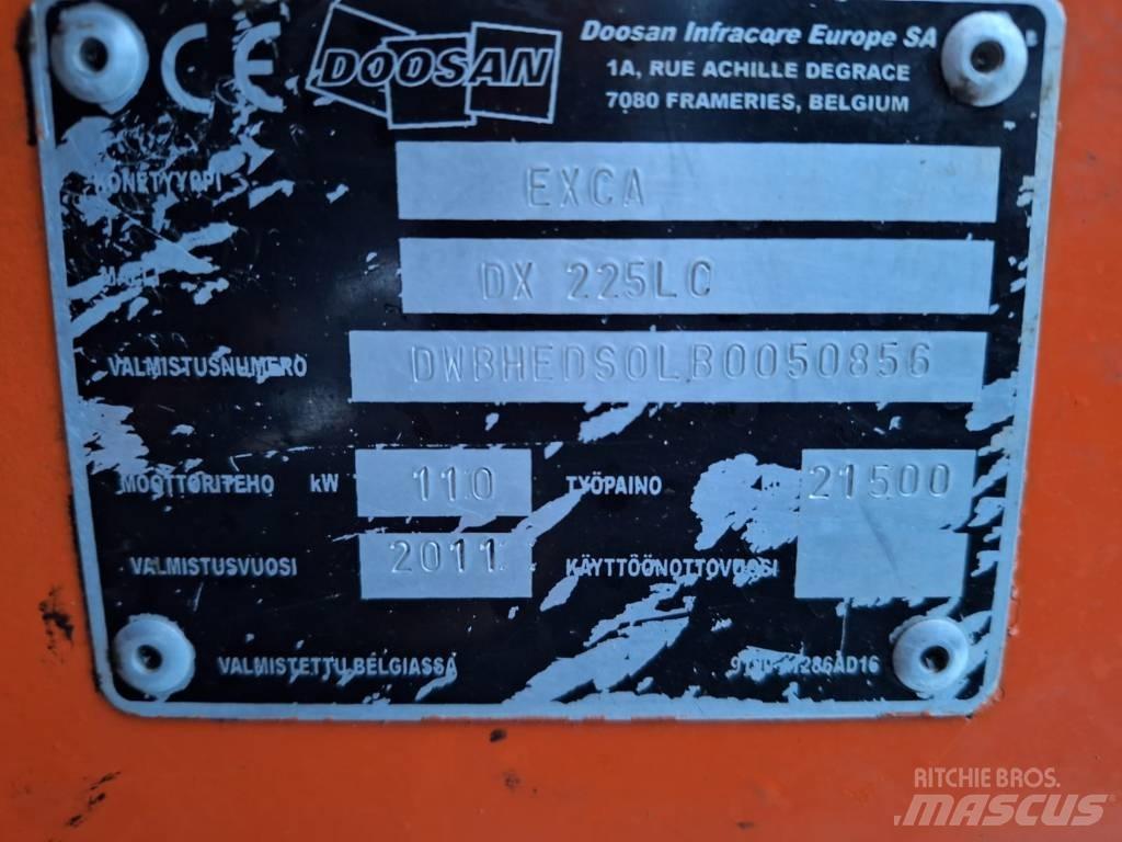 Doosan DX 225 LC Kāpurķēžu ekskavatori