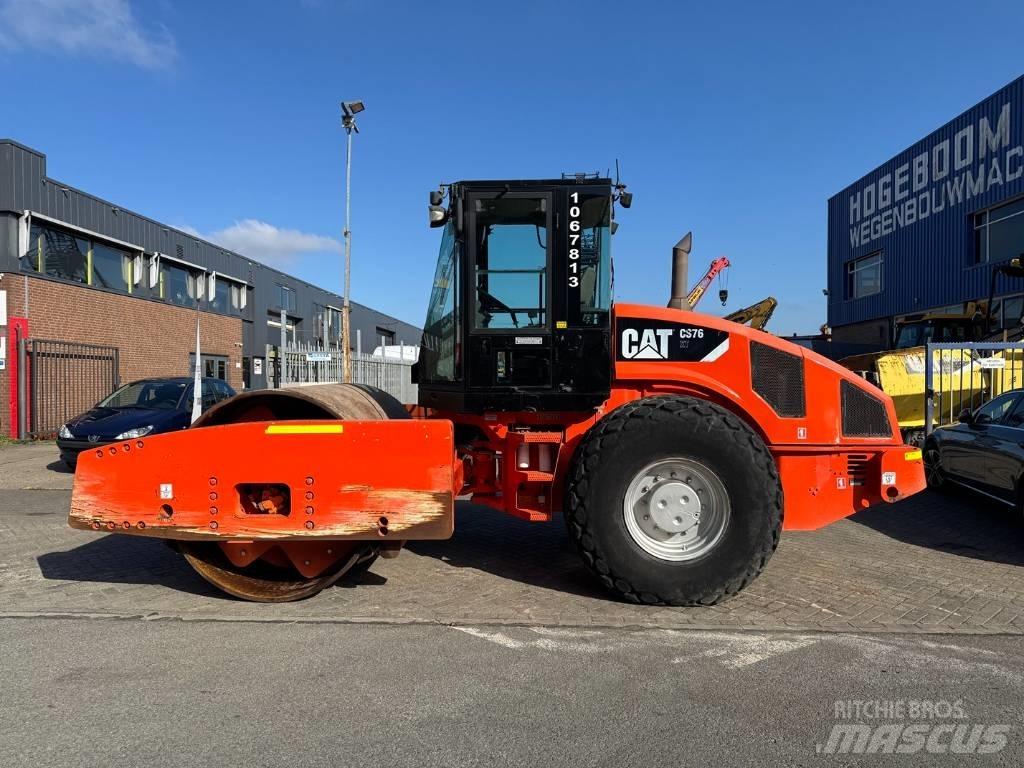 CAT CS 76 Divvalču grunts veltņi