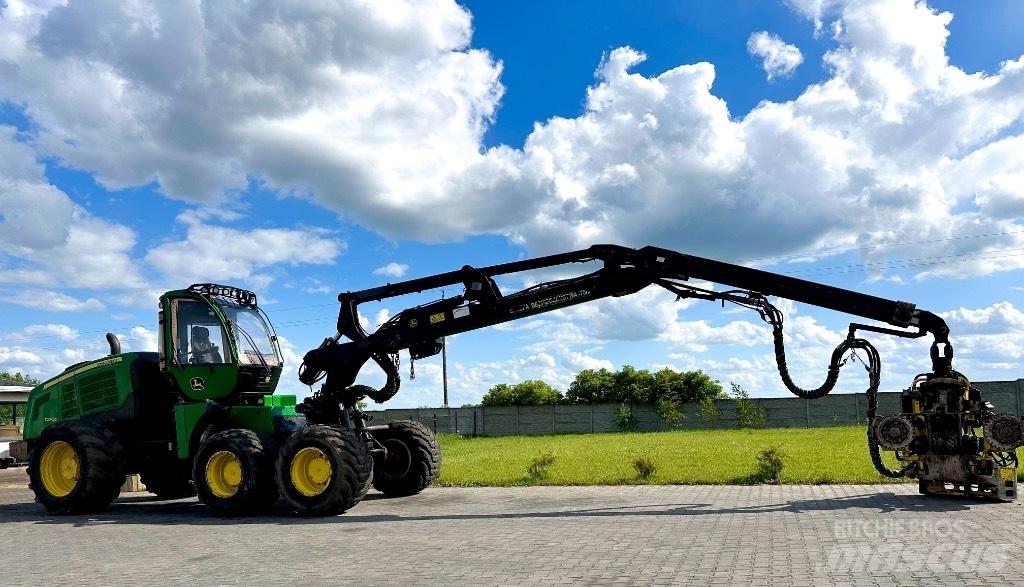 John Deere 1270 G Harvesteri