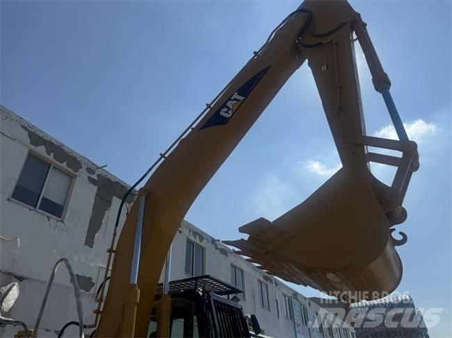 CAT 320 C L Kāpurķēžu ekskavatori
