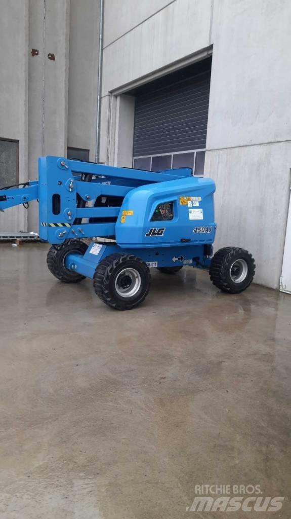 JLG 450 AJ Strēles pacēlāji