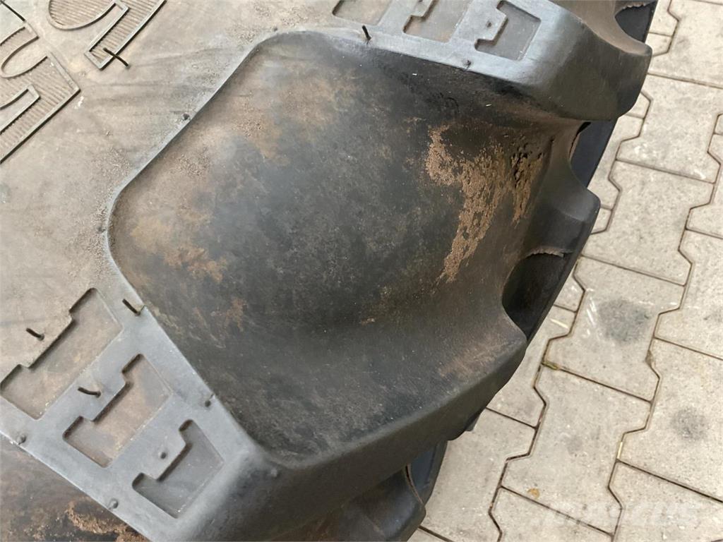 BKT 340/85R48 Riepas, riteņi un diski