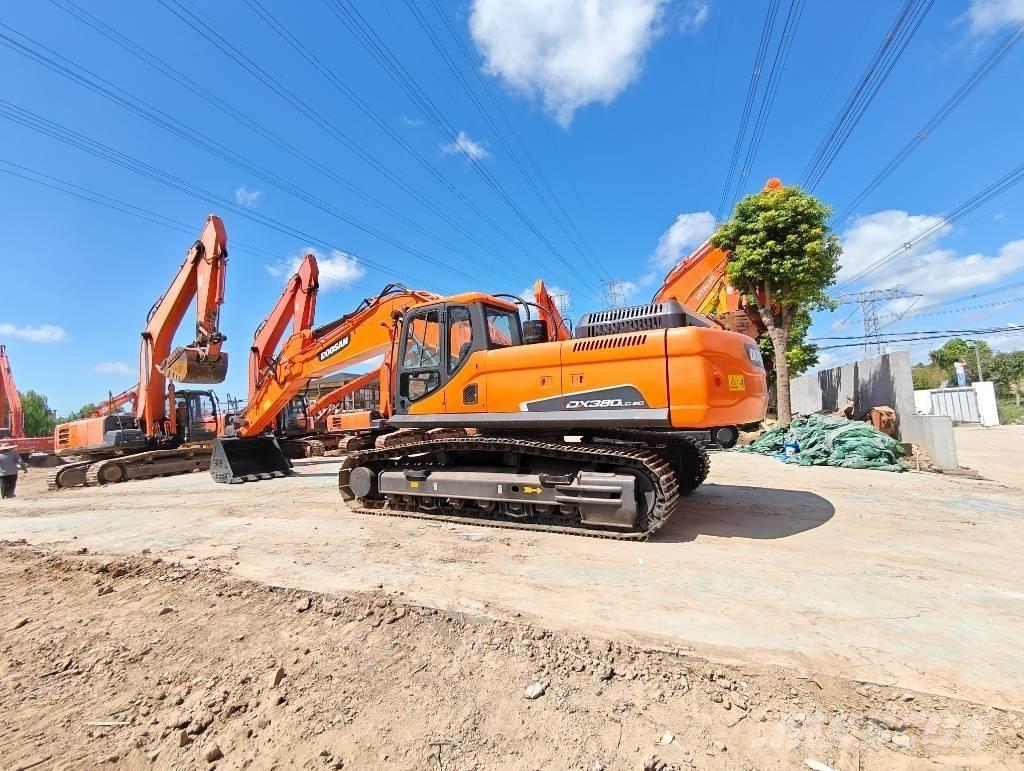 Doosan DX380LC-9 Amfībijas tipa ekskavatori
