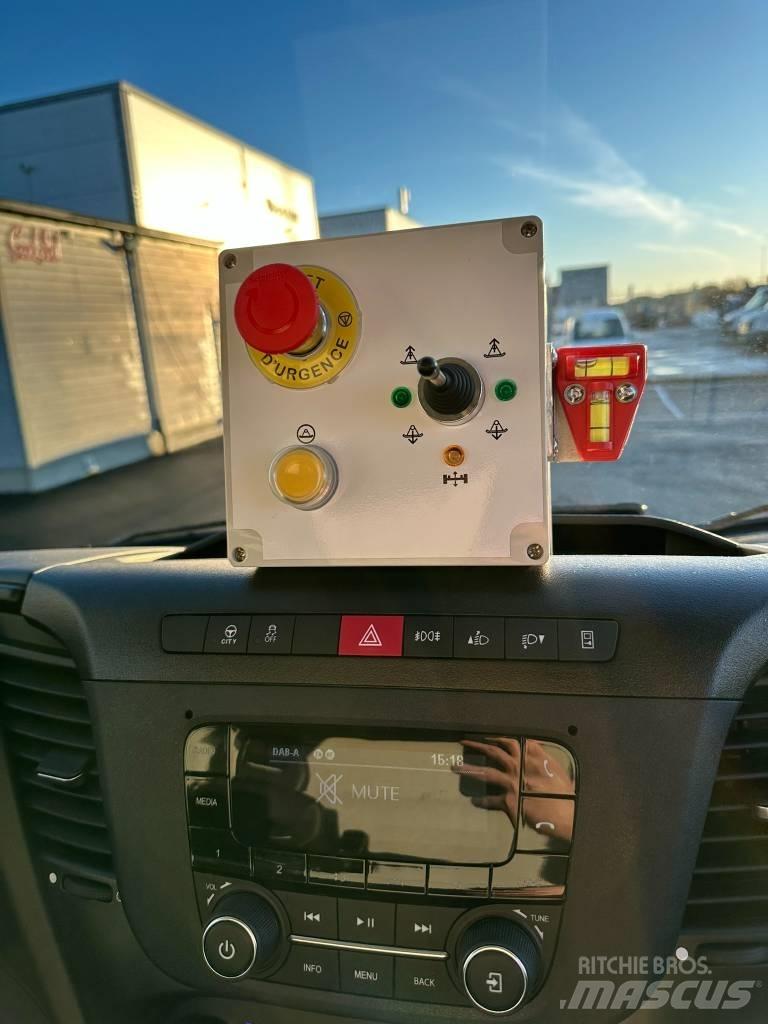 Klubb K42P Pacēlāji uz automašīnas bāzes
