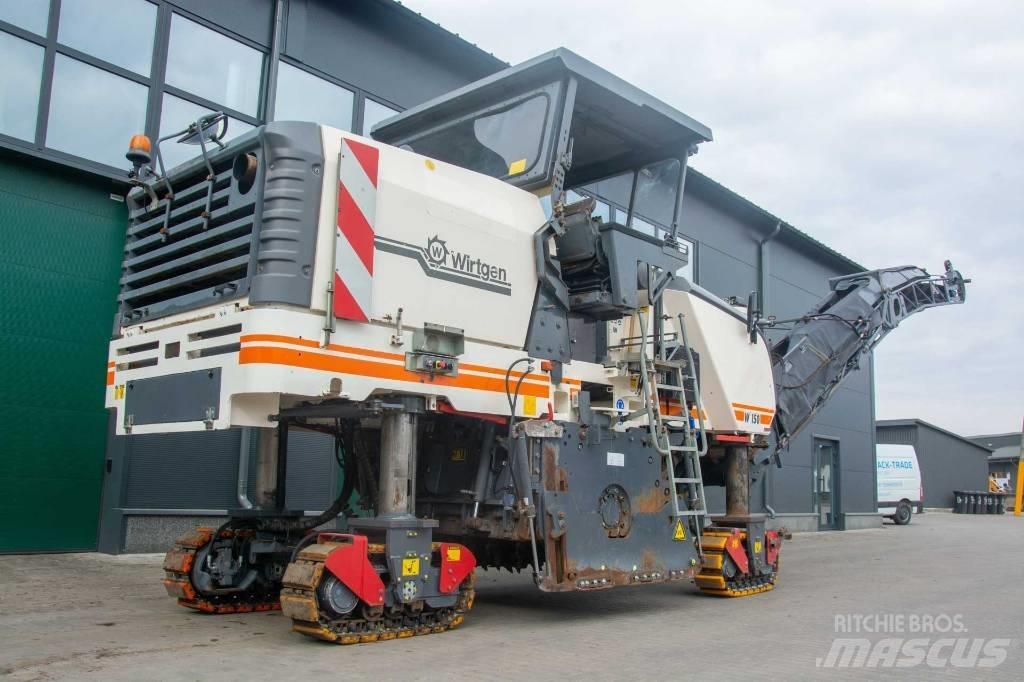 Wirtgen W150 Asfalta dzesēšanas iekārtas