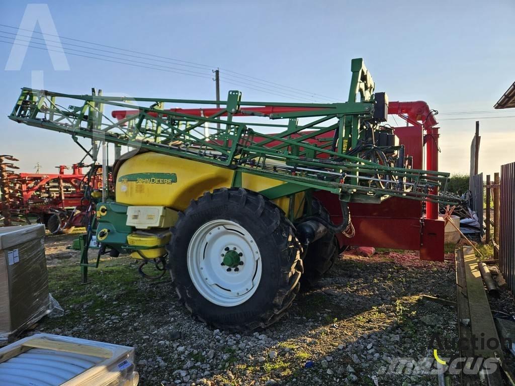 John Deere 732 Piekabināmie smidzinātāji(miglotāji)