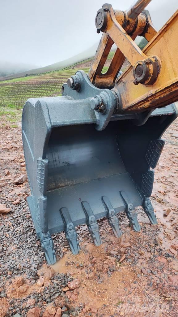 CASE CX220C Kāpurķēžu ekskavatori