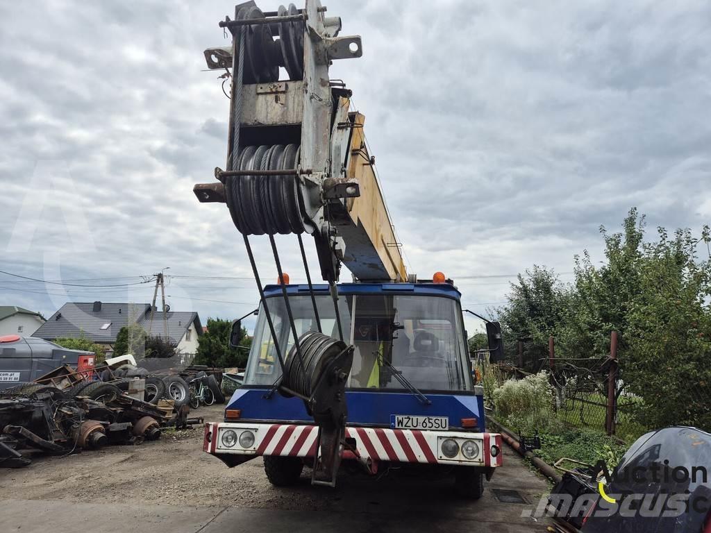Bumar DST Visurgājēji celtņi